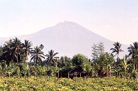 Wanderung von Aik Berik nach Aik Buka: Rinjani