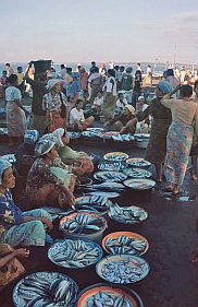 Tanjung Luar: Hndlerinnen