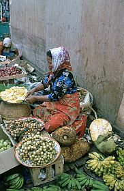Tanjung Luar: Normaler Markt