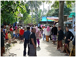 Senggigi: Traditionelle Hochzeit