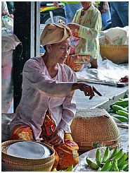 Tanjung Luar - Markt