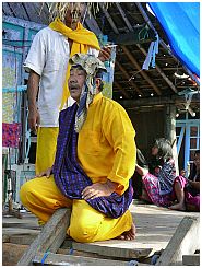 Tanjung Luar - Nyelamak Dilauk Fest: Schamane