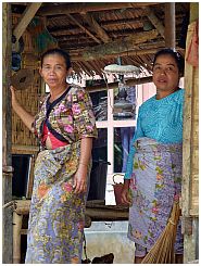 Gunung Jay: 2 Frauen