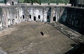 Banda Neira: Fort Belgica