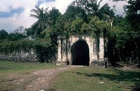 Banda Neira: Tor von Fort Nassau