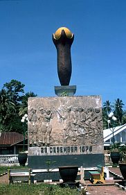 Ternate: Nelken-Denkmal bei Fort Kastela