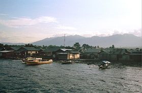 Tobelo: Hafen