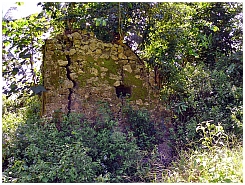 Ruinen eines ehemaligen portugiesischen Forts