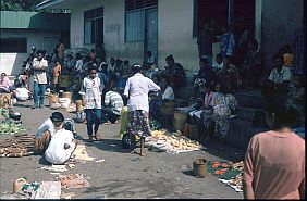 Markt in Kadelang