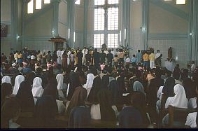 Einweihungsgottesdienst in der neuen Kathedrale von Ruteng