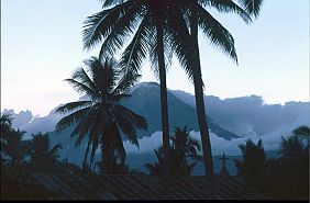 Mt. Ebulobo im Abendlicht