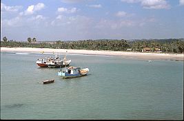 Boote und Strand in Seba