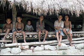 Kinder in Galu Wunta