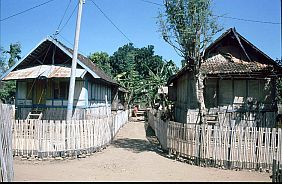Huser in Karumbu
