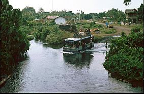 Furt bei Labuhan Kenanga