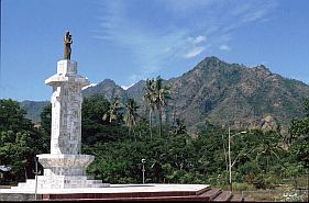 Marien-Statue in Pante Macassar