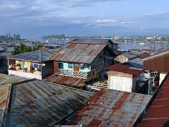 Blick auf Manokwari vom Hotel Maluku aus