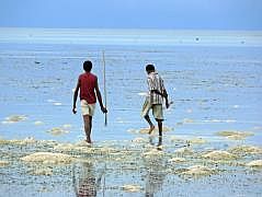 Numfor: Strand bei Yemburwo