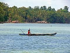 Numfor: Mit dem Boot um die ganze Insel - Rawar