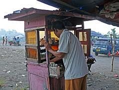 Terminal Wosi in Manokwari - Essensstand