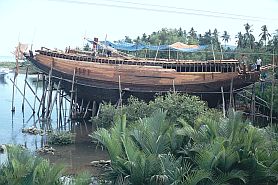 Traditioneller Schiffbau bei Barru