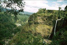 Takapala-Wasserfall bei Malino