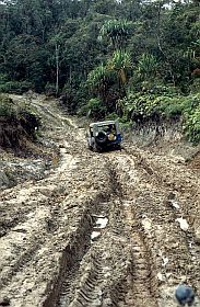 Jeep im schwierigen Gelnde