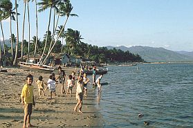 Am Strand bei Moutong