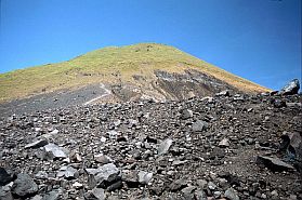 Mt. Lokon: Auf dem Weg zum Krater