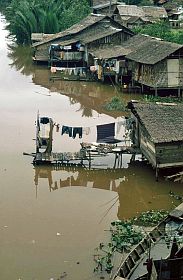 Dorf am Fluss - 'Badezimmer'