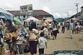 Straenmarkt in Sidikalang