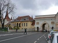 Kronstadt: Katharinentor links, rechts das Tor zum Stadtviertel Schei