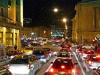 Bukarest bei Nacht