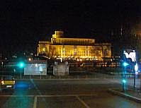Bukarest bei Nacht: Parlamentsgebude, ehemals 'Haus des Volkes'