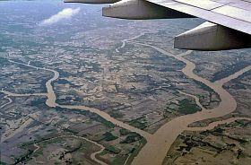 Luftaufnahme Südvietnam kurz vor Saigon