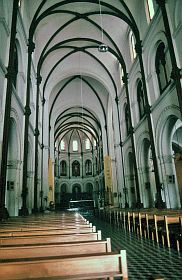 Saigon: Kathedrale Notre Dame innen