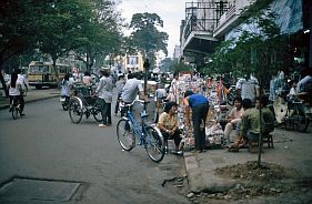 Saigon: Hndler auf den Brgersteigen