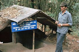 Cu Chi: Eingang in die Tunnel