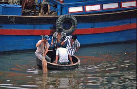 Nha Trang: Transport mit dem Korbboot