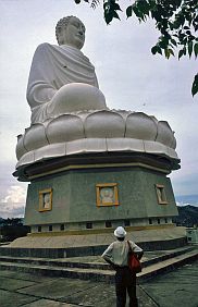 Nha Trang: Long Son Pagode, Buddha