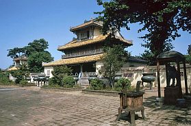 Hue-Kaiserstadt: Ahnentempel The Mieu