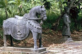 Hue: Grabanlage des Minh Mang - Figur eines Pferdes