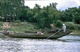 Hue: auf dem Parfmfluss