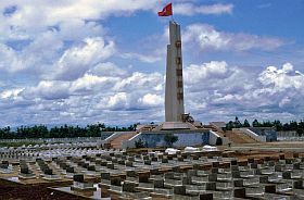 Soldatenfriedhof bei Doc Mieu