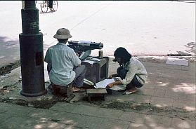 Hanoi-Altstadt: Mobiles Schreibbro