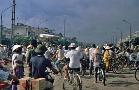 Hanoi: Straßenverkehr - rush hour