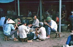 Hanoi-Altstadt: Straenlokal