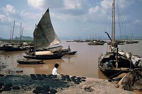 Hafen bei Bai Chai