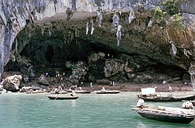Halong-Bucht: Hhle