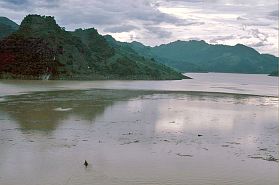 Hoa Binh: Stausee